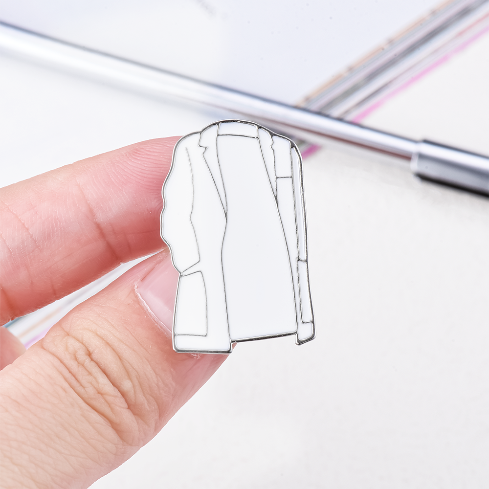 Hanreshe White Coat Enamel Bro - Medical Lab And Science reseña y precio